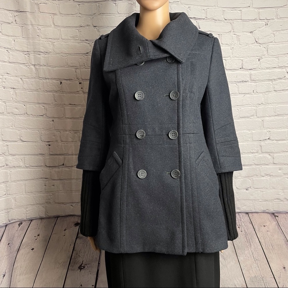 Andrew Marc Wool Coat Jacket Grey Color Knit Cuffs Size 6